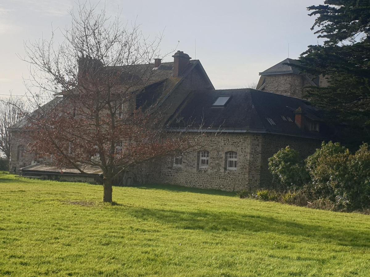 Chateau De Surville Surville  Экстерьер фото